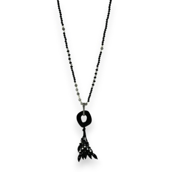 Collier sautoir noir...