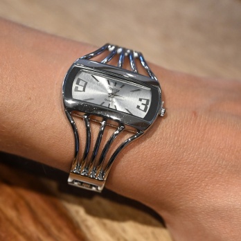 Montre bracelet Ernest...